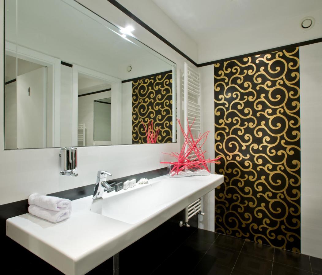 Hotel Coppe Trieste - Boutique Hotel ภายนอก รูปภาพ