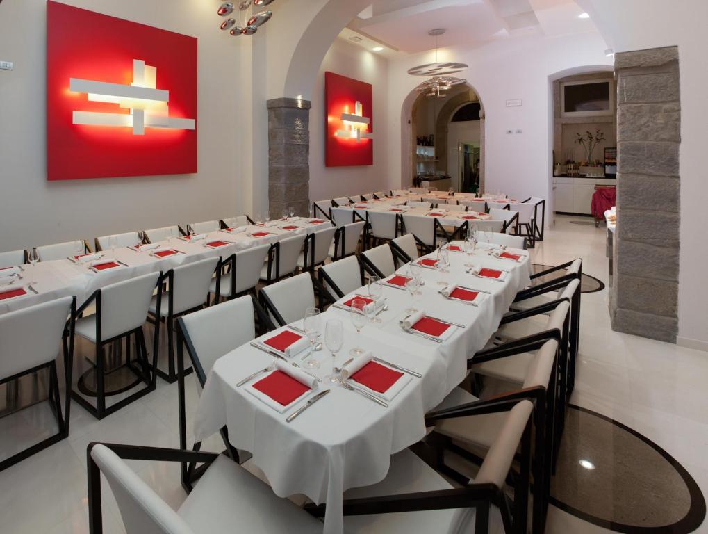 Hotel Coppe Trieste - Boutique Hotel ภายนอก รูปภาพ